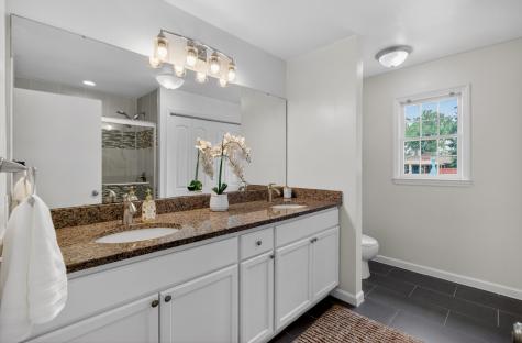 19 Milano Court Hanahan SC 29410