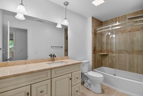 19 Milano Court Hanahan SC 29410