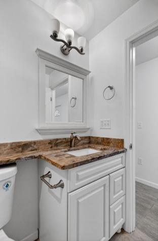 19 Milano Court Hanahan SC 29410