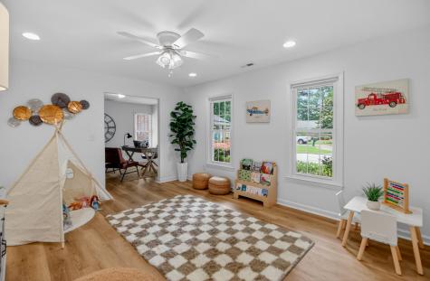19 Milano Court Hanahan SC 29410