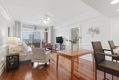 14 Lockwood Drive Charleston SC 29401