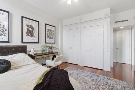 14 Lockwood Drive Charleston SC 29401