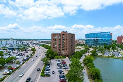 14 Lockwood Drive Charleston SC 29401