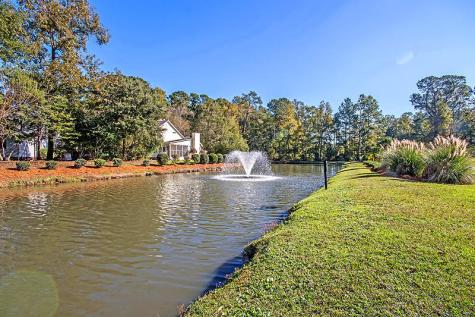 1016 Maidstone Drive Summerville SC 29483