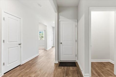 186 Lagoona Drive Summerville SC 29483