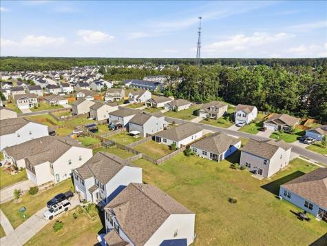186 Lagoona Drive Summerville SC 29483