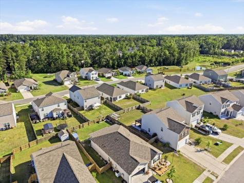 186 Lagoona Drive Summerville SC 29483