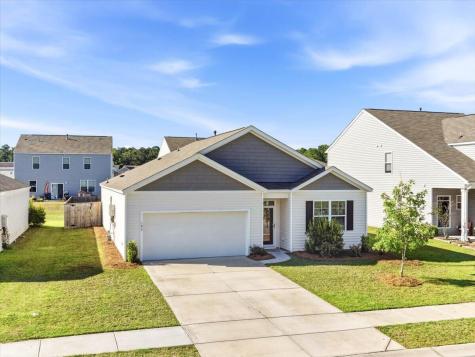 186 Lagoona Drive Summerville SC 29483