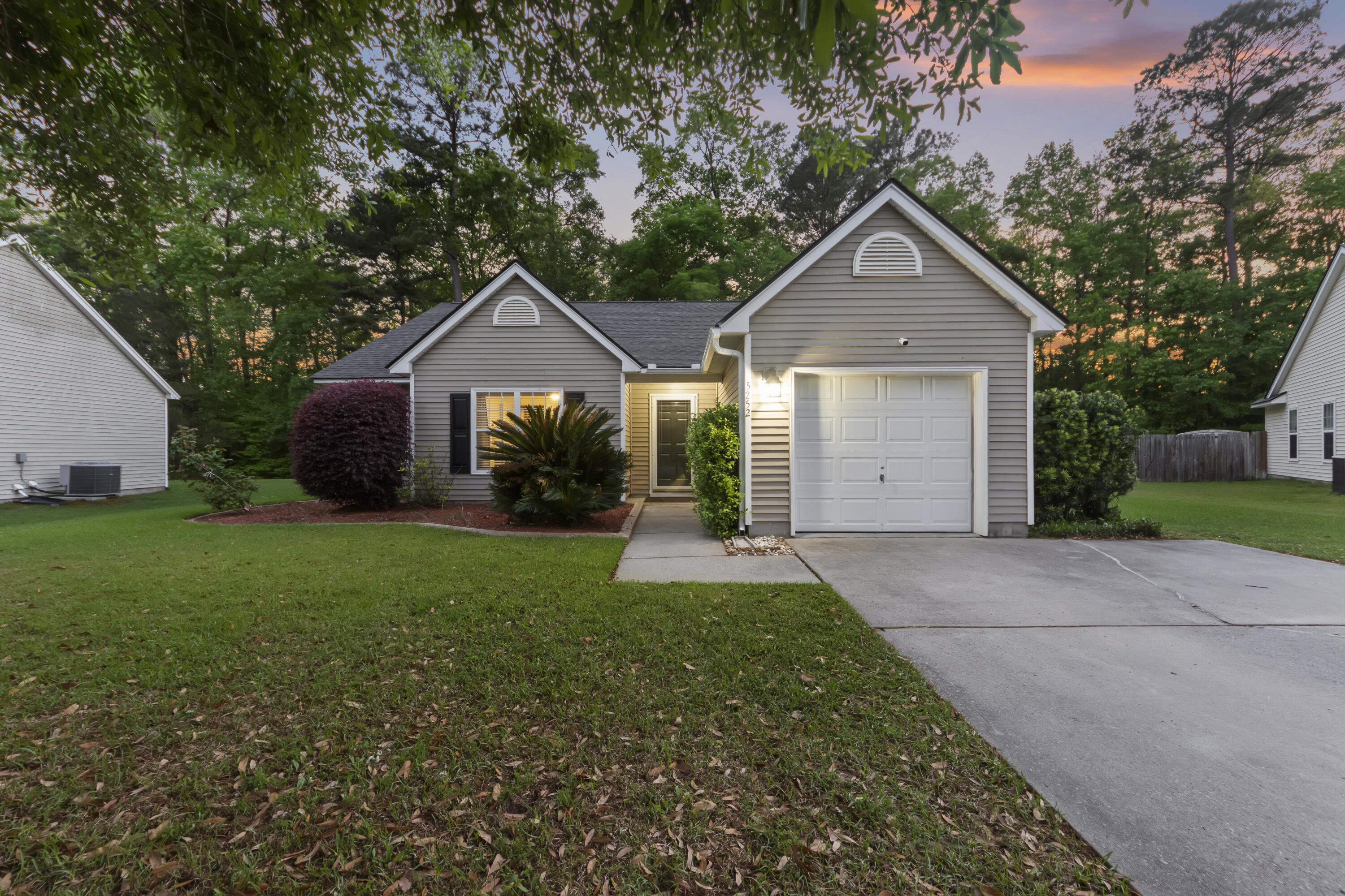 5252 Copley Circle Summerville SC 29485
