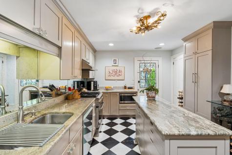 41 Chapel Street Charleston SC 29403