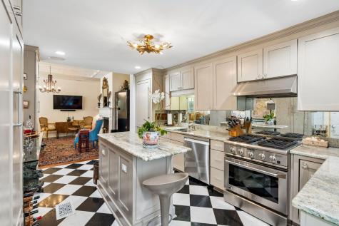 41 Chapel Street Charleston SC 29403