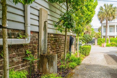 41 Chapel Street Charleston SC 29403