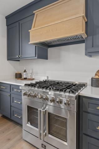 10 Magnolia Avenue Charleston SC 29403