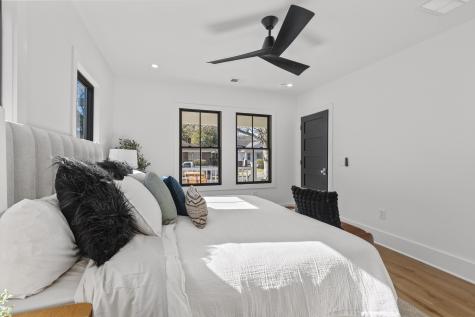 10 Magnolia Avenue Charleston SC 29403