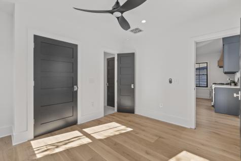 10 Magnolia Avenue Charleston SC 29403