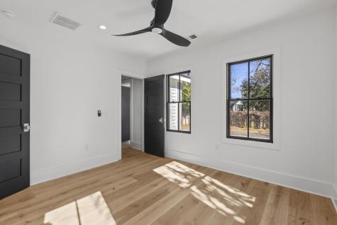 10 Magnolia Avenue Charleston SC 29403