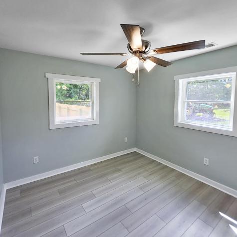 202 E Huggins Street Manning SC 29102