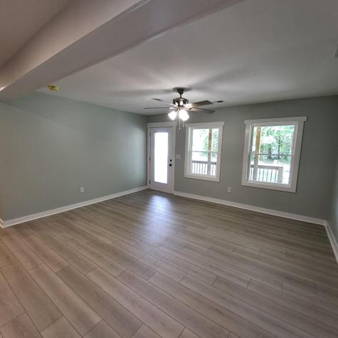 202 E Huggins Street Manning SC 29102