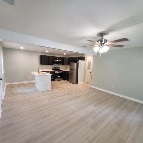 202 E Huggins Street Manning SC 29102