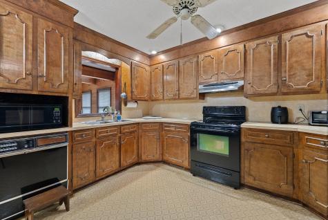 1807 Perch Road Moncks Corner SC 29461