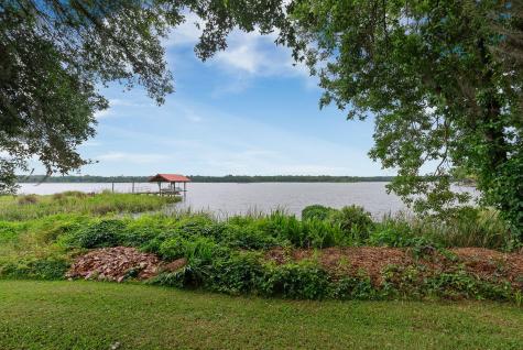 1807 Perch Road Moncks Corner SC 29461