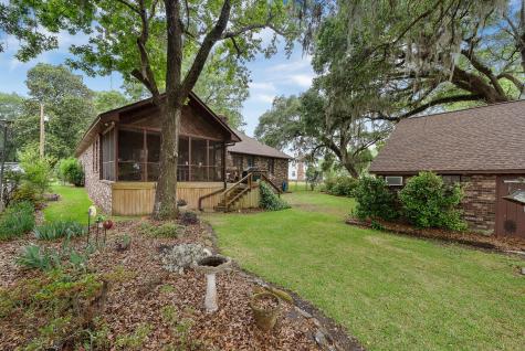 1807 Perch Road Moncks Corner SC 29461