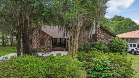 1807 Perch Road Moncks Corner SC 29461