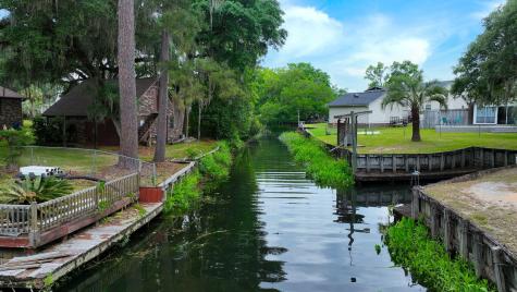 1807 Perch Road Moncks Corner SC 29461