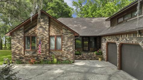 1807 Perch Road Moncks Corner SC 29461