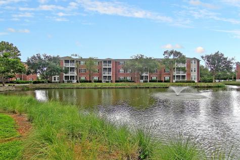 1575 Cambridge Lakes Drive Mount Pleasant SC 29464
