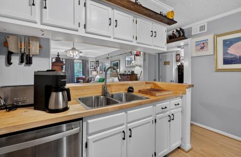 2204 Cypress Pointe Lane Manning SC 29102