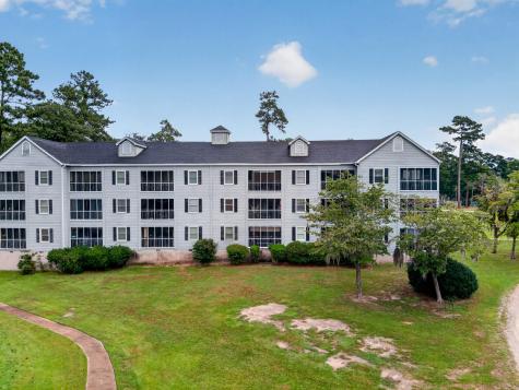 2204 Cypress Pointe Lane Manning SC 29102