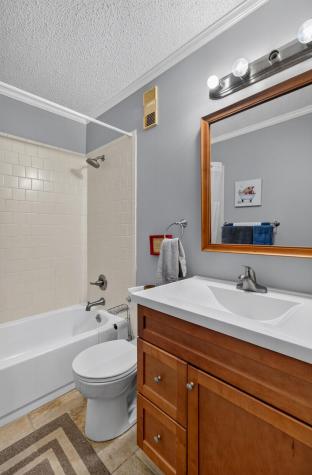 2204 Cypress Pointe Lane Manning SC 29102