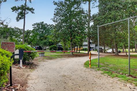 2204 Cypress Pointe Lane Manning SC 29102