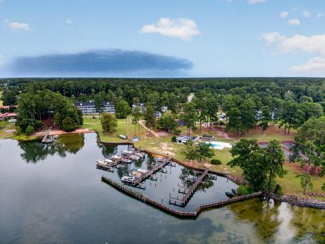 2204 Cypress Pointe Lane Manning SC 29102