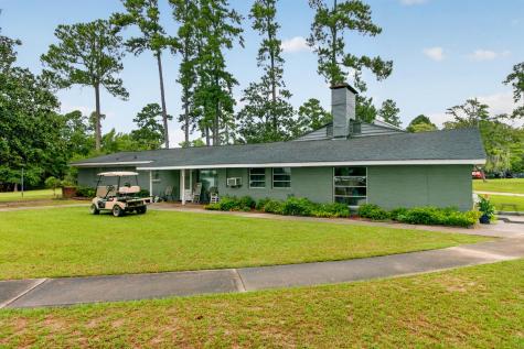 2204 Cypress Pointe Lane Manning SC 29102