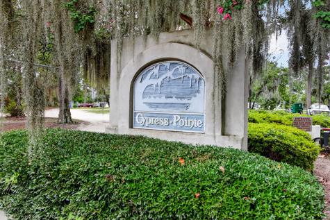 2204 Cypress Pointe Lane Manning SC 29102
