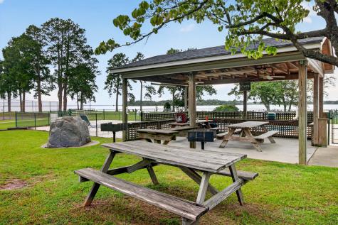 2204 Cypress Pointe Lane Manning SC 29102
