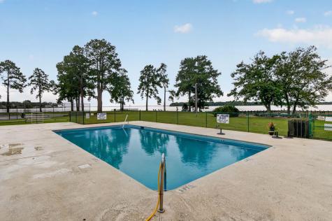 2204 Cypress Pointe Lane Manning SC 29102