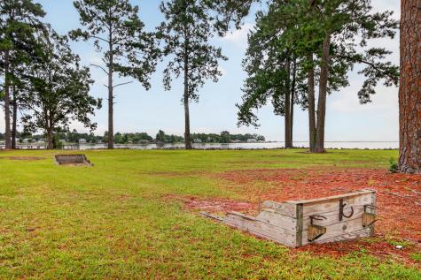 2204 Cypress Pointe Lane Manning SC 29102