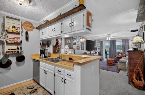 2204 Cypress Pointe Lane Manning SC 29102
