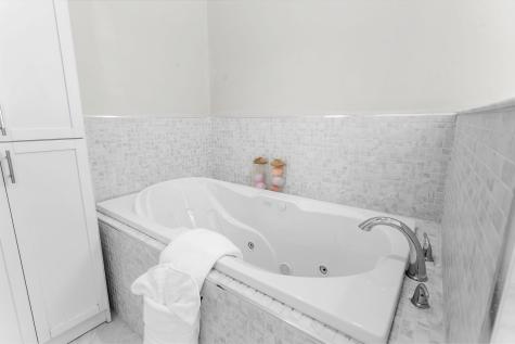 6 Rutledge Avenue Charleston SC 29401