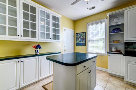 67 Oyster Point Row Charleston SC 29412