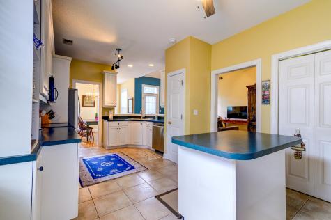 67 Oyster Point Row Charleston SC 29412