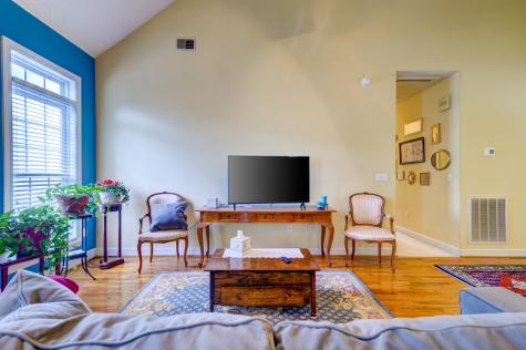 67 Oyster Point Row Charleston SC 29412