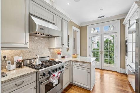 20 Boyces Wharf Charleston SC 29401