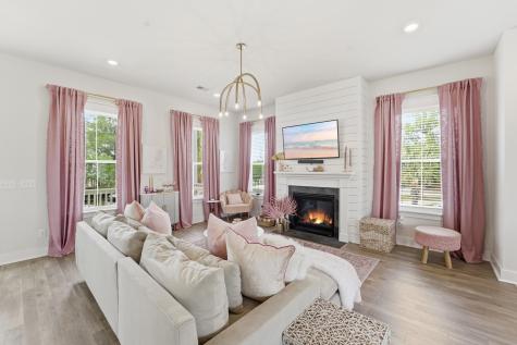 820 Forrest Drive Charleston SC 29492