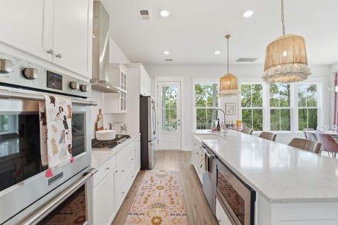 820 Forrest Drive Charleston SC 29492