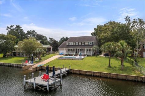 1172 Striper Drive Manning SC 29102