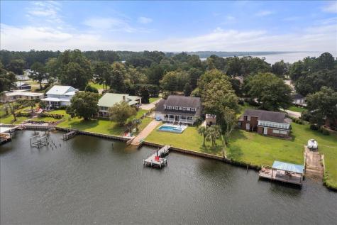 1172 Striper Drive Manning SC 29102
